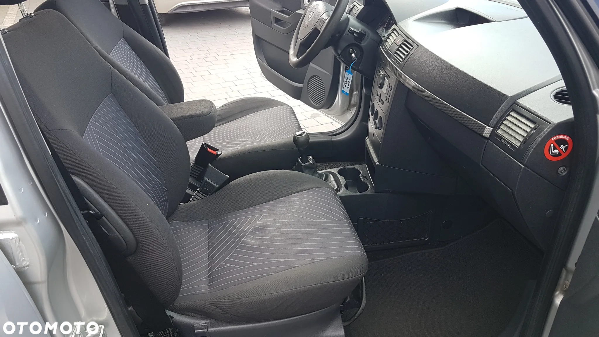 Opel Meriva 1.6 16V Cosmo - 10