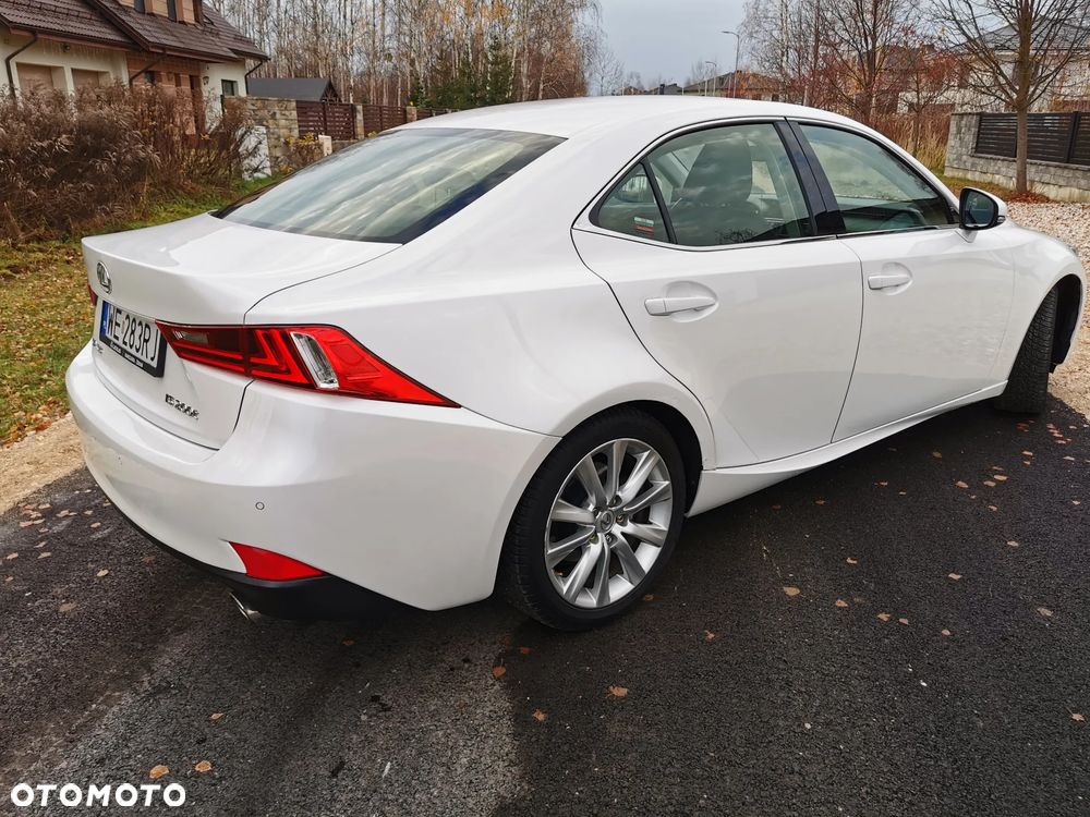 Lexus IS 200t Elite - 13