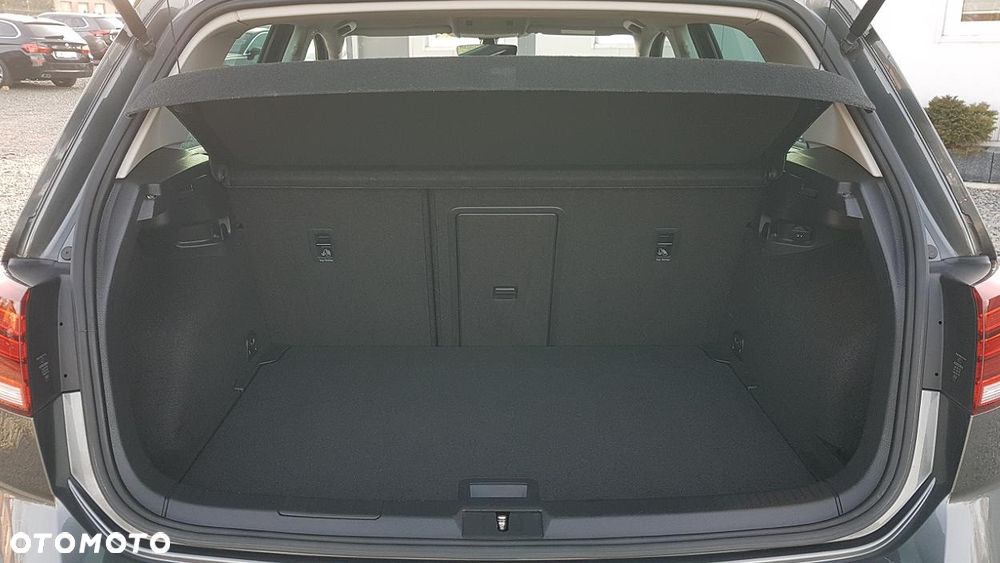 Volkswagen Golf 1.0 TSI Join - 12