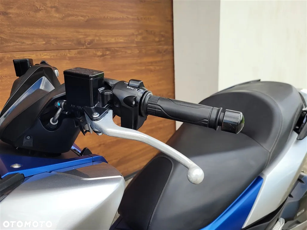 Honda NSS - 2