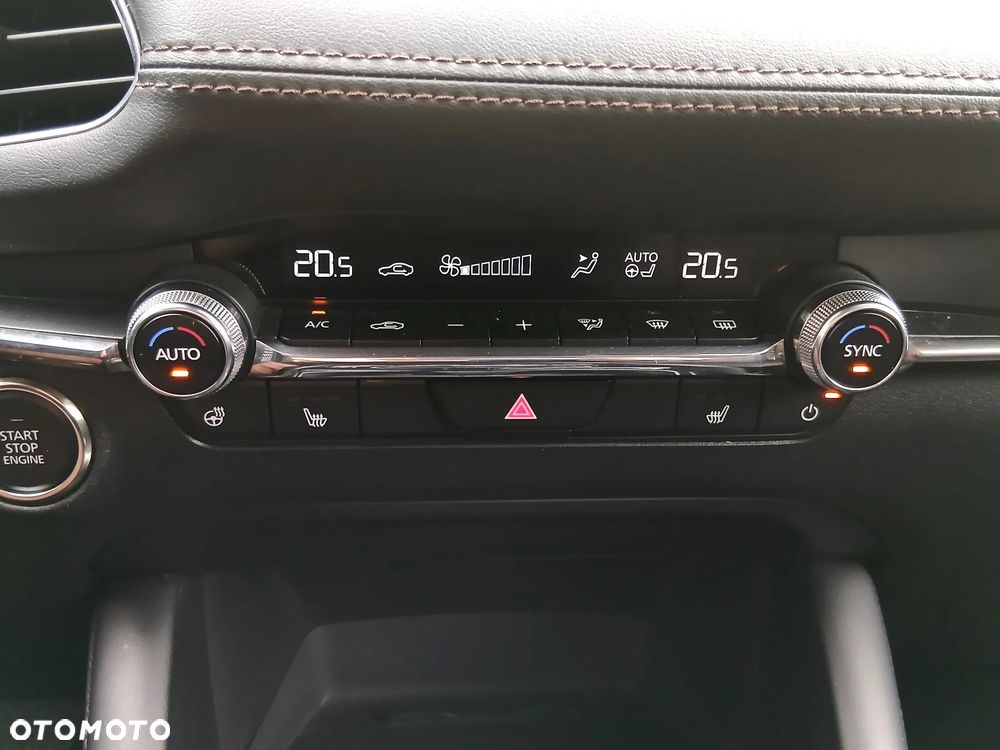 Mazda 3 2.0 mHEV Exclusive-Line - 12