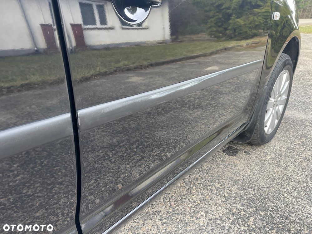 Volkswagen Caddy Maxi Comfortline DSG - 14