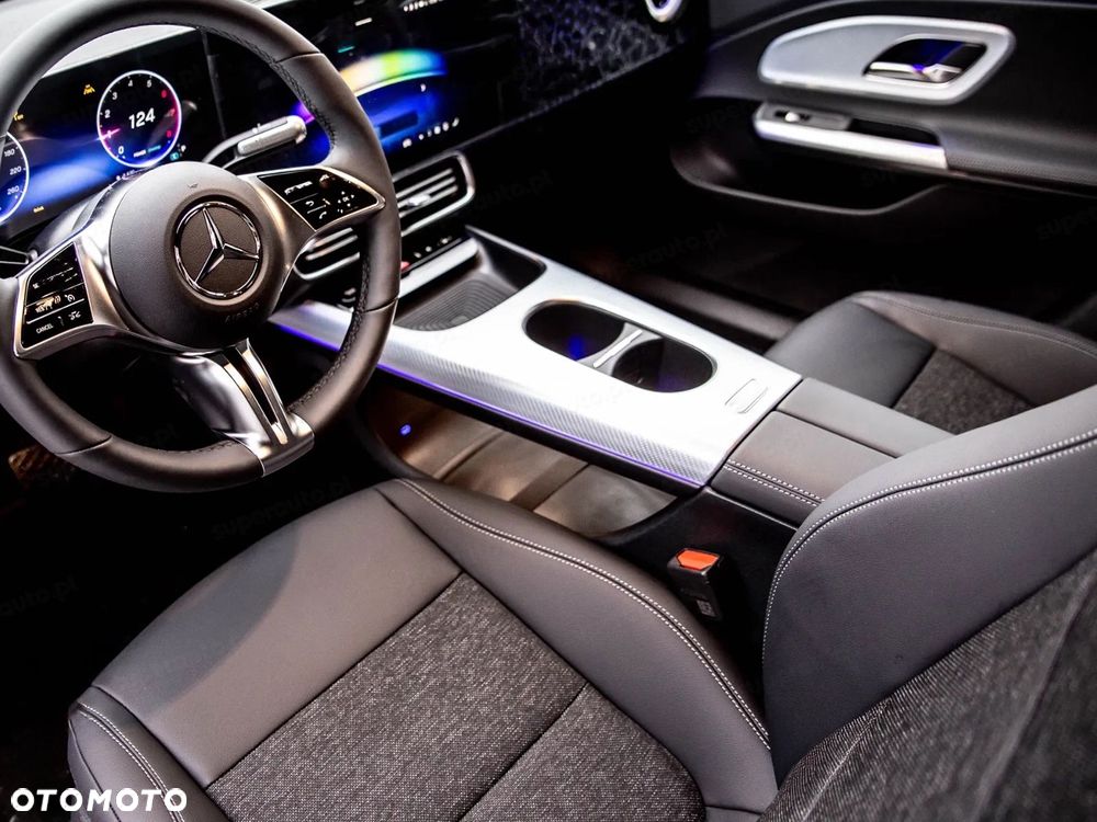 Mercedes-Benz CLA 200 mHEV 8G-DCT - 8