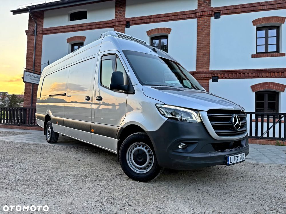 Mercedes-Benz Sprinter 907 3.0 V6 Maxi Long L4H2 Chłodnia - 2