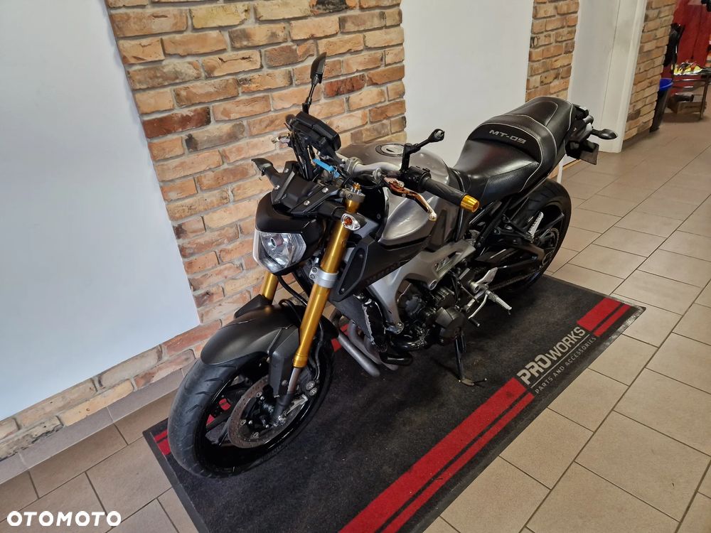 Yamaha MT - 18