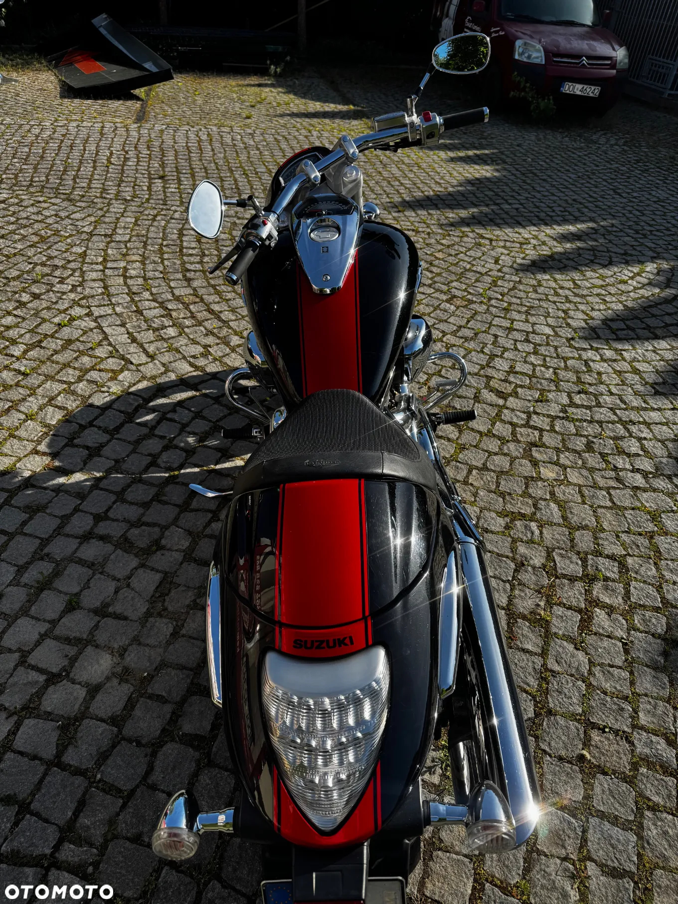 Suzuki Intruder - 7