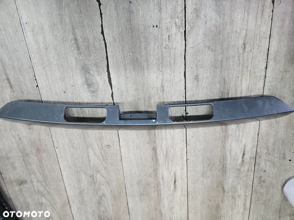 Listwa blenda mikrostyk klapy bagażnika PEUGEOT 5008 I KTPD 2010r 9684414777 - 2