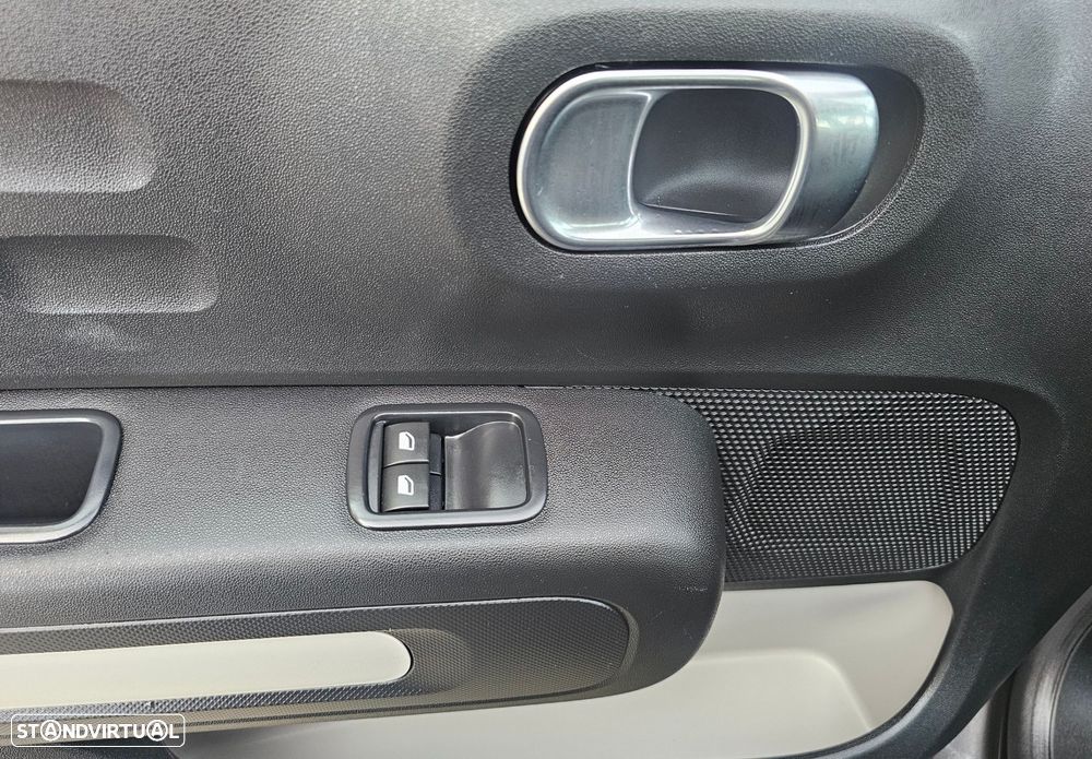 Citroën C3 1.2 PureTech C-Series - 16