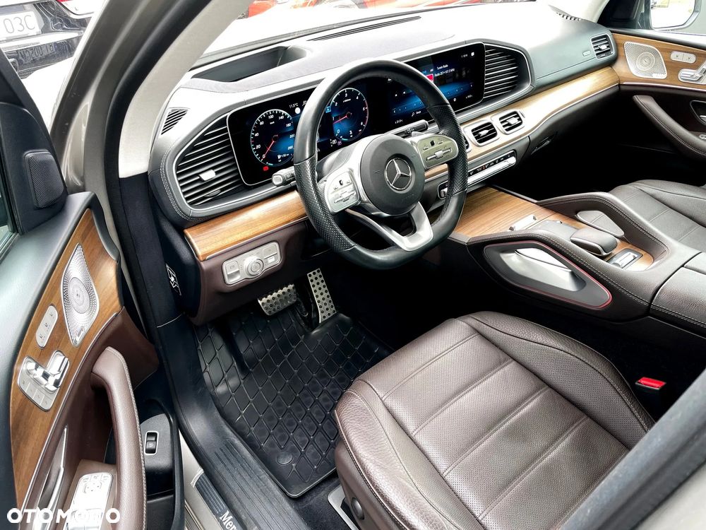 Mercedes-Benz GLS - 2