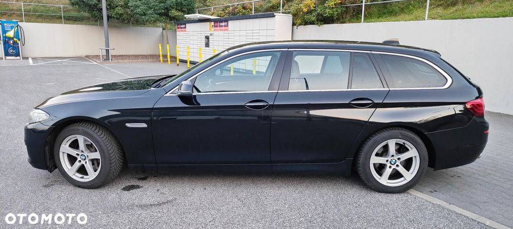 BMW Seria 5 525d Luxury Line - 15