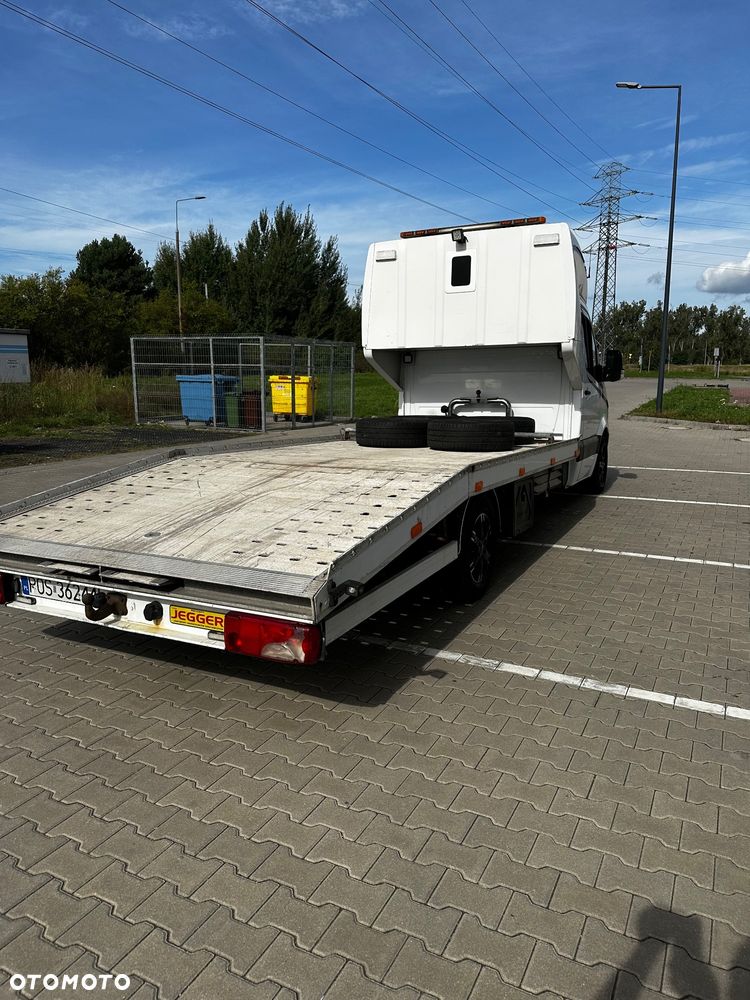 Mercedes-Benz SPRINTER 319 906 - 6