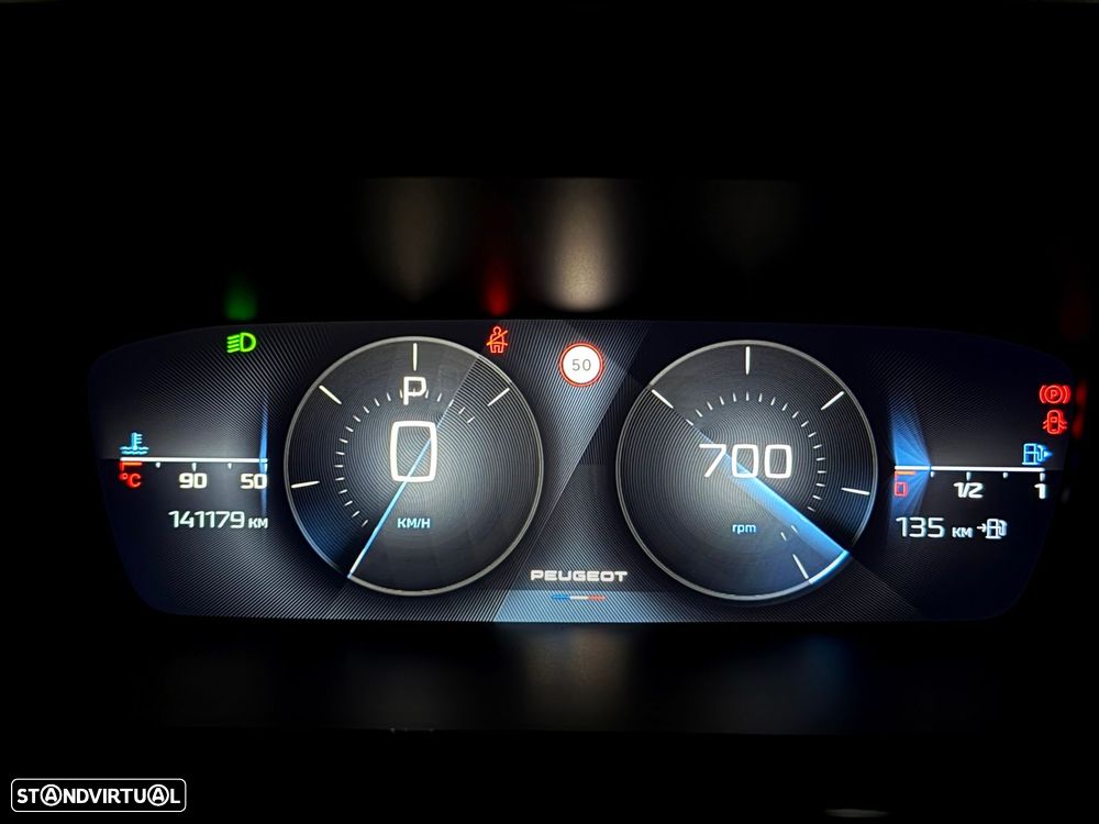 Peugeot 308 SW 1.2 PureTech Allure EAT8 - 21