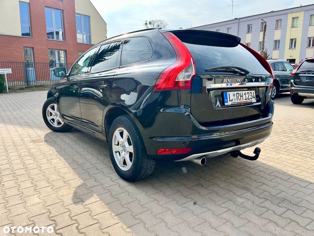 Volvo XC 60 D3 Inscription - 8