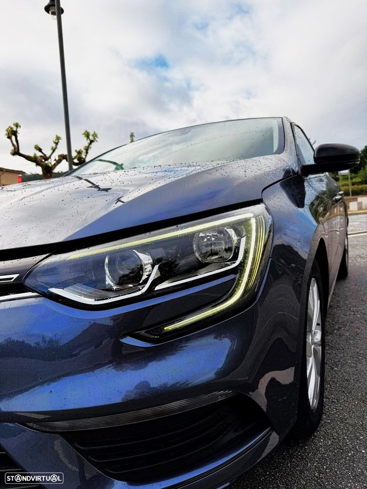 Renault Mégane 1.5 Blue dCi Limited - 4