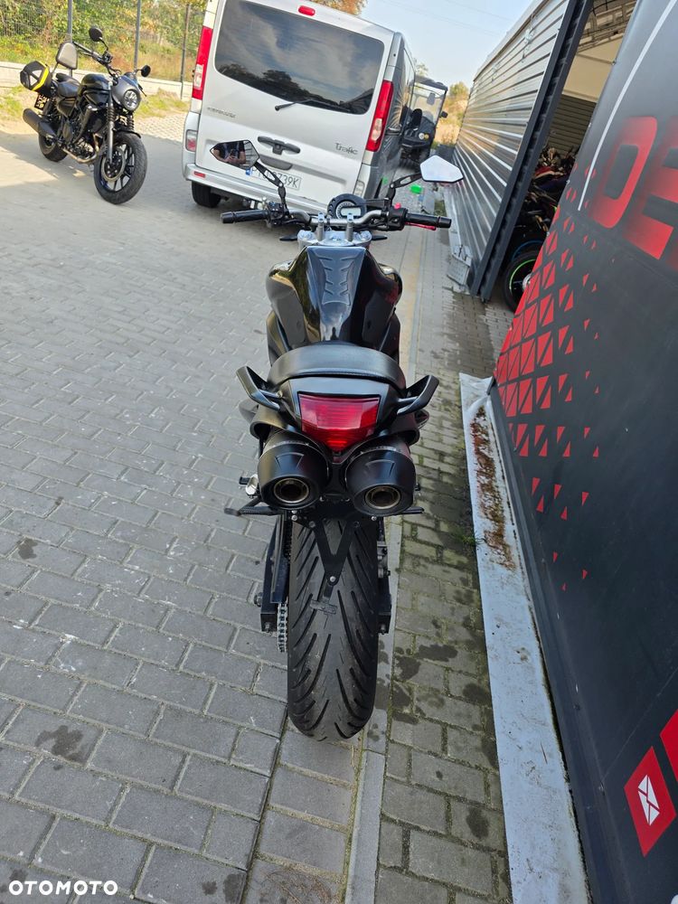 Yamaha FZ6 - 17