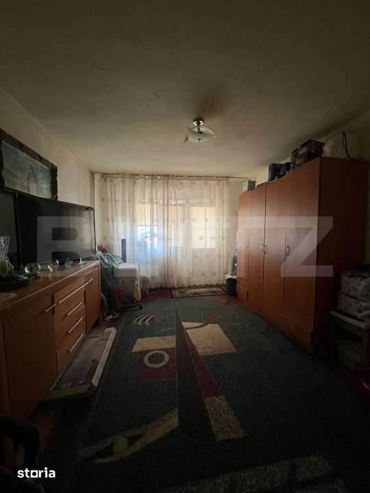 Apartament cu 3 camere, decomandat, zona micro 3 — fotografia 1