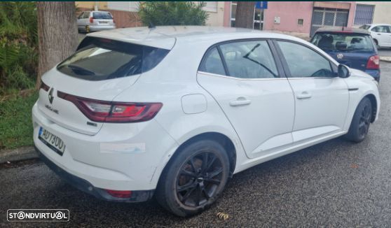 Renault Mégane - 9