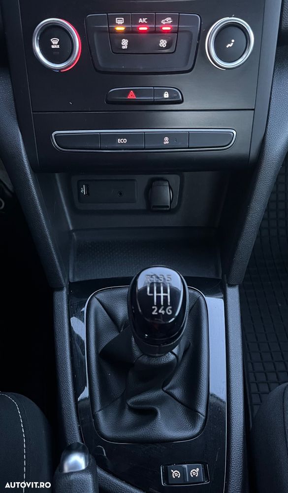 Renault Megane TCe GPF Life - 21