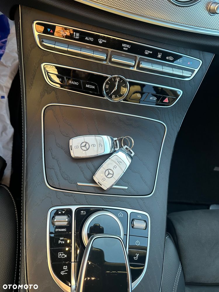 Mercedes-Benz Klasa E - 10