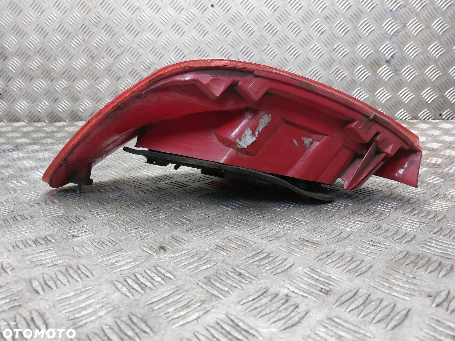 LAMPA LEWY TYŁ + PRAWY TYŁ PEUGEOT 307 I HB 5D - 8