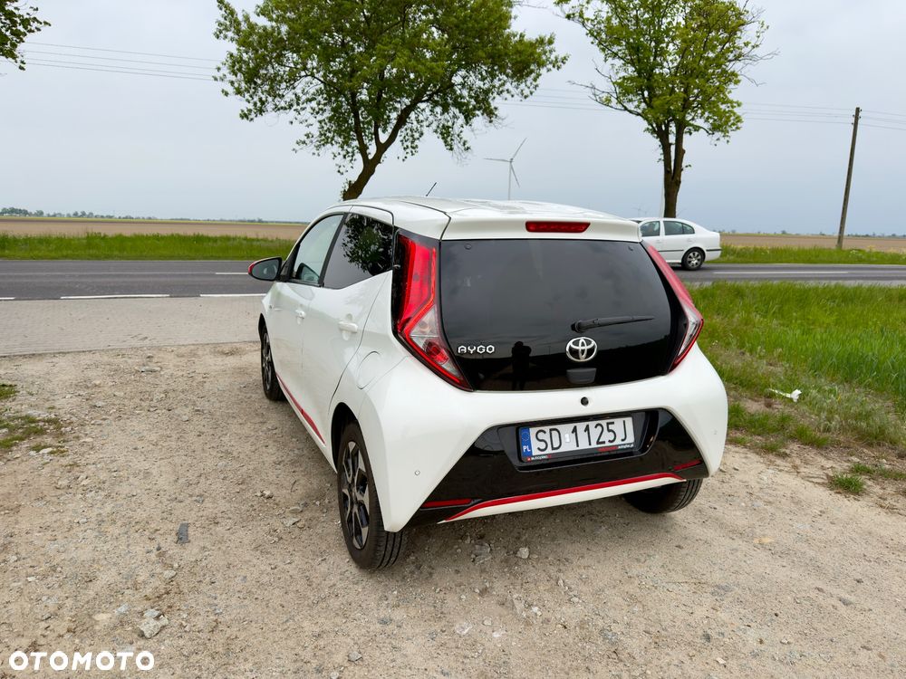 Toyota Aygo 1.0 VVT-i Color Edition - 9