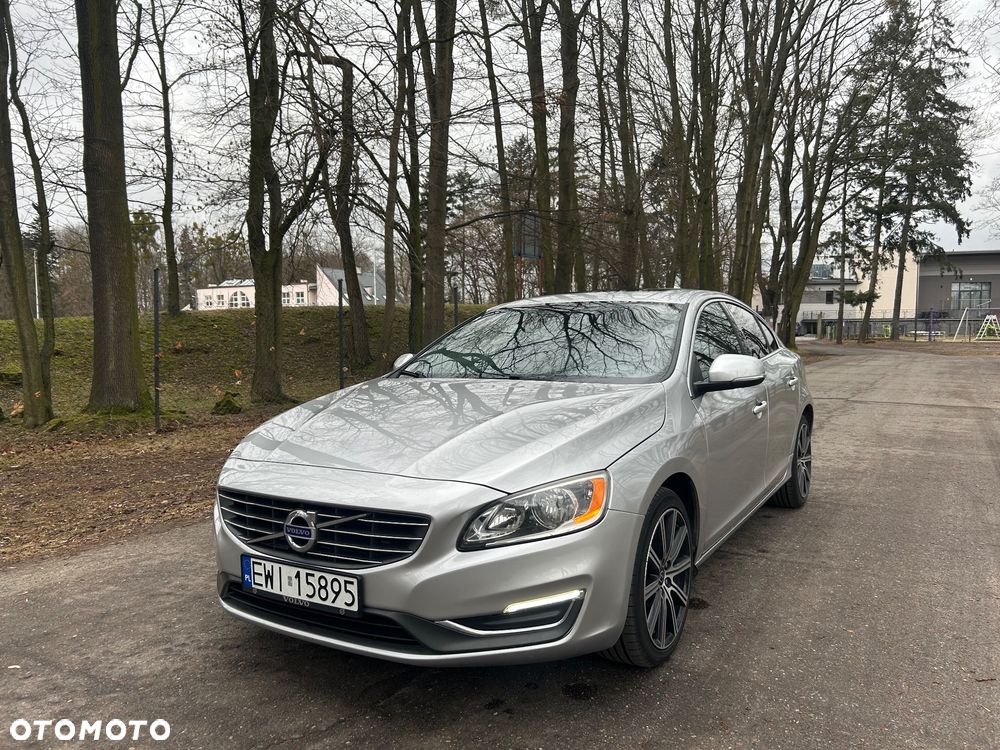 Volvo S60 - 2