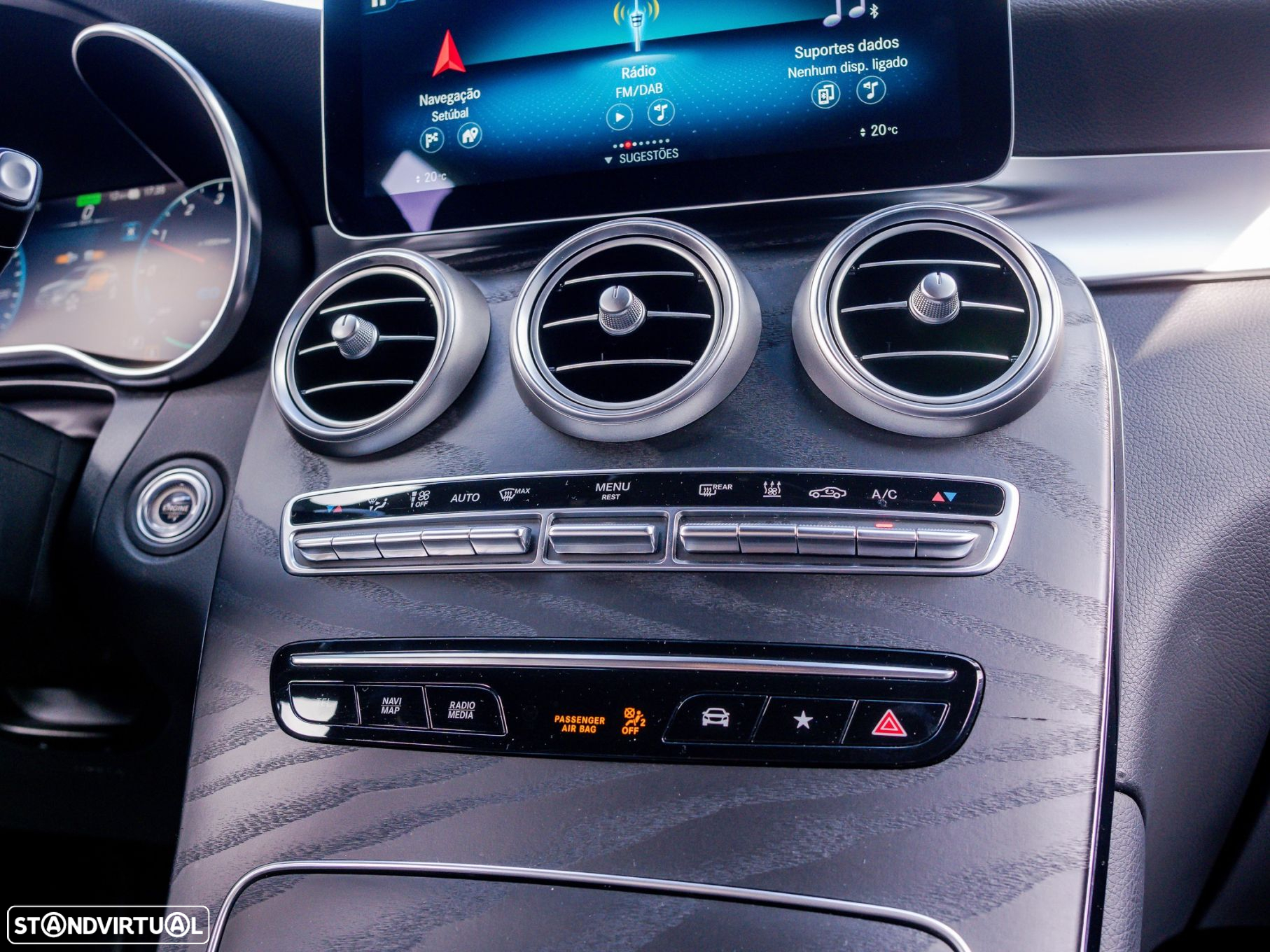 Mercedes-Benz GLC 300 de 4Matic - 24
