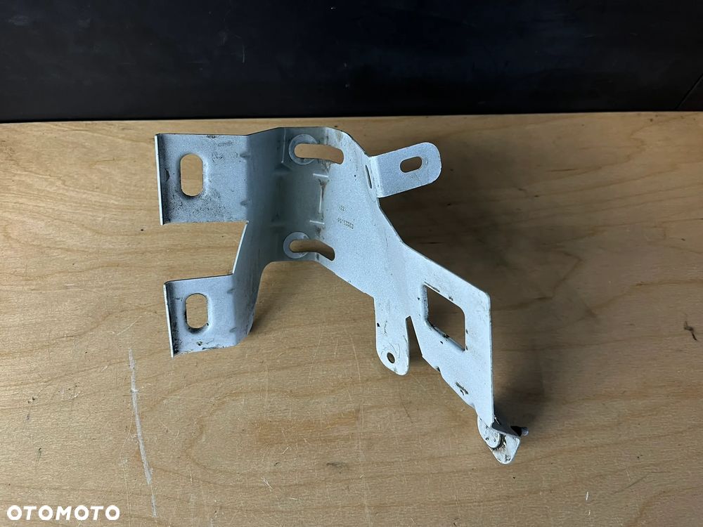 EXPERT III Jumpy III Vivaro IV Mocowanie błotnik prawy przód 98163353 - 3