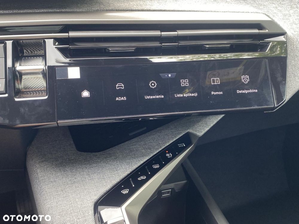 Peugeot 5008 1.2 PureTech mHEV Allure S&S e-DCS6 - 22