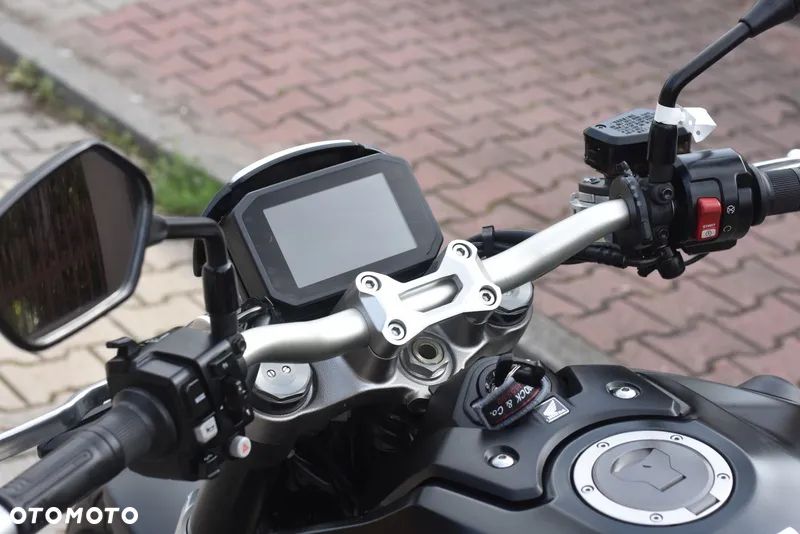 Honda CB - 31