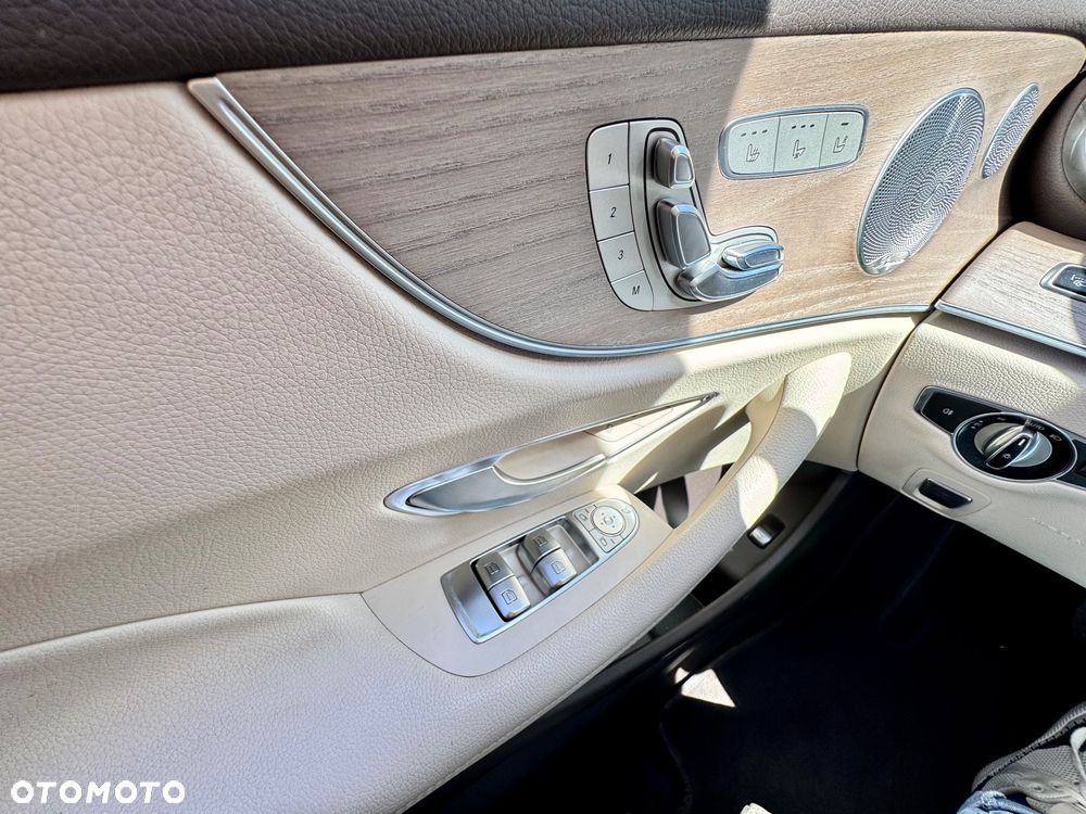 Mercedes-Benz Klasa E 220 d 4-Matic 9G-TRONIC - 9