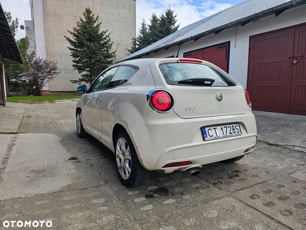 Alfa Romeo Mito 1.4 MultiAir Distinctive - 9