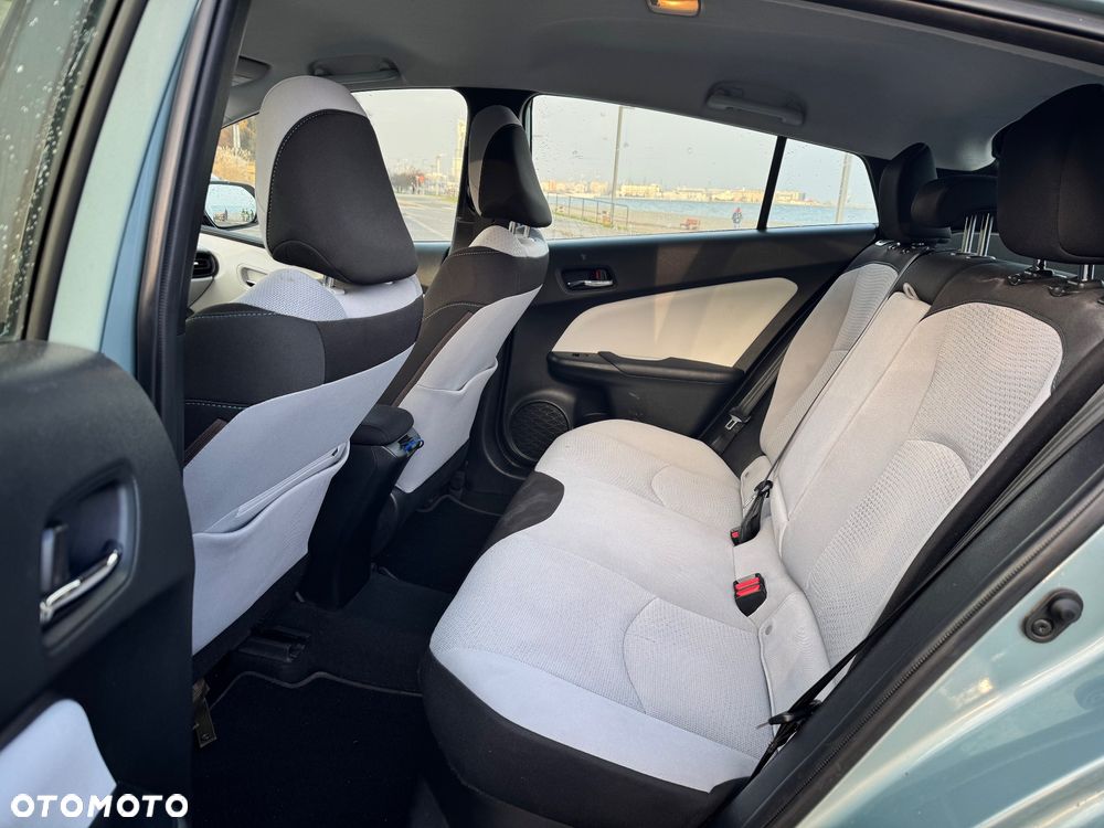 Toyota Prius Hybrid Comfort - 5