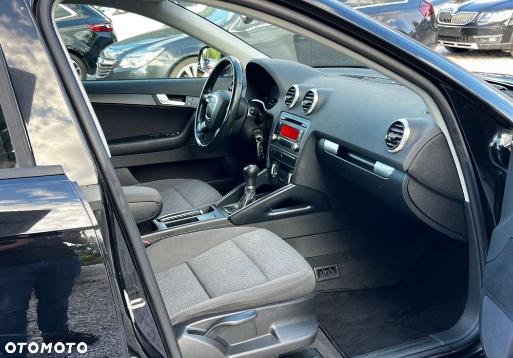 Audi A3 Sportback - 10