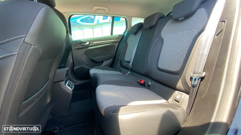 Renault Mégane Sport Tourer 1.3 TCe Limited - 21