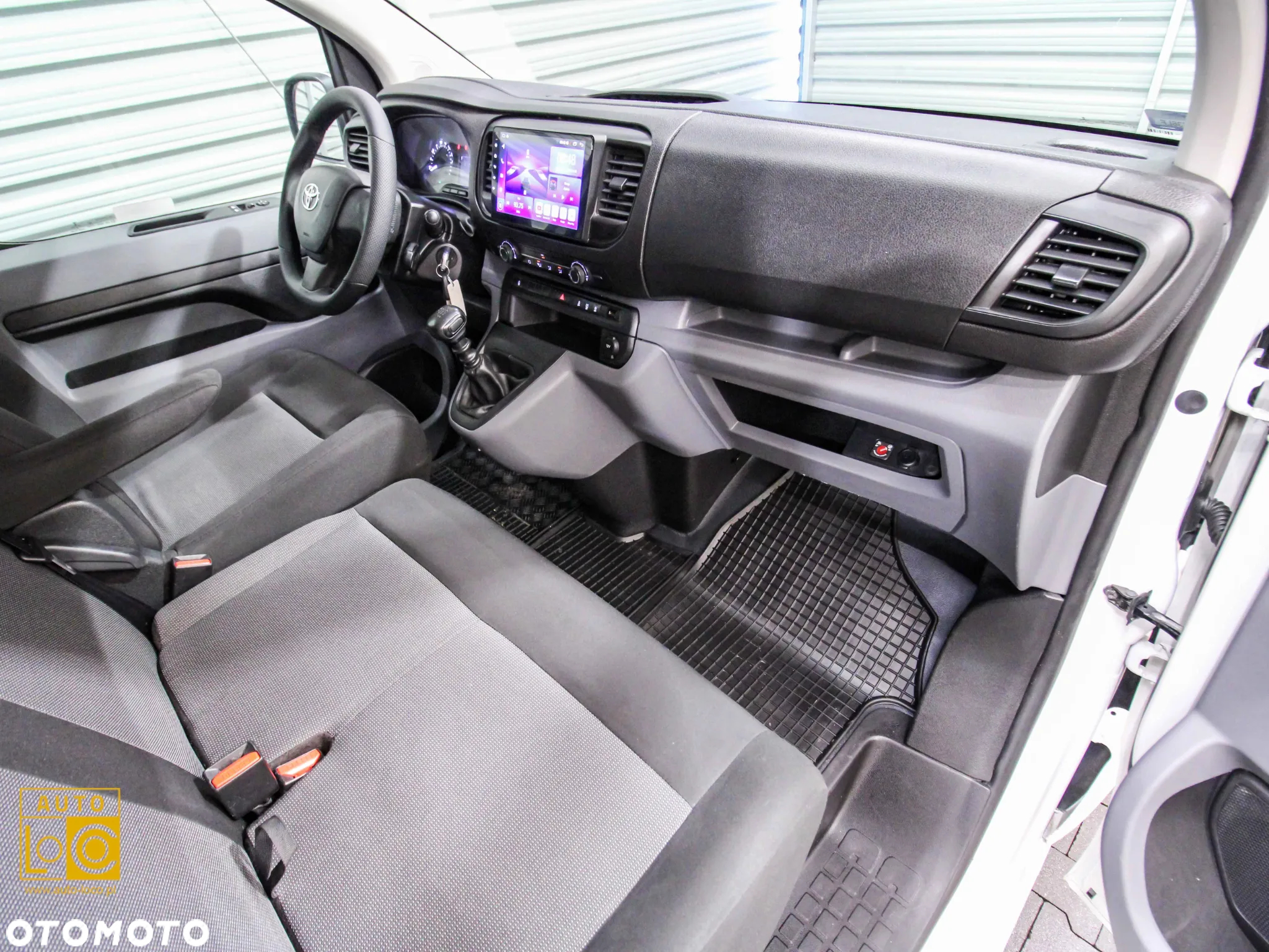 Toyota ProAce 2.0 D-4D Long 3,0t Mobilny Life - 9