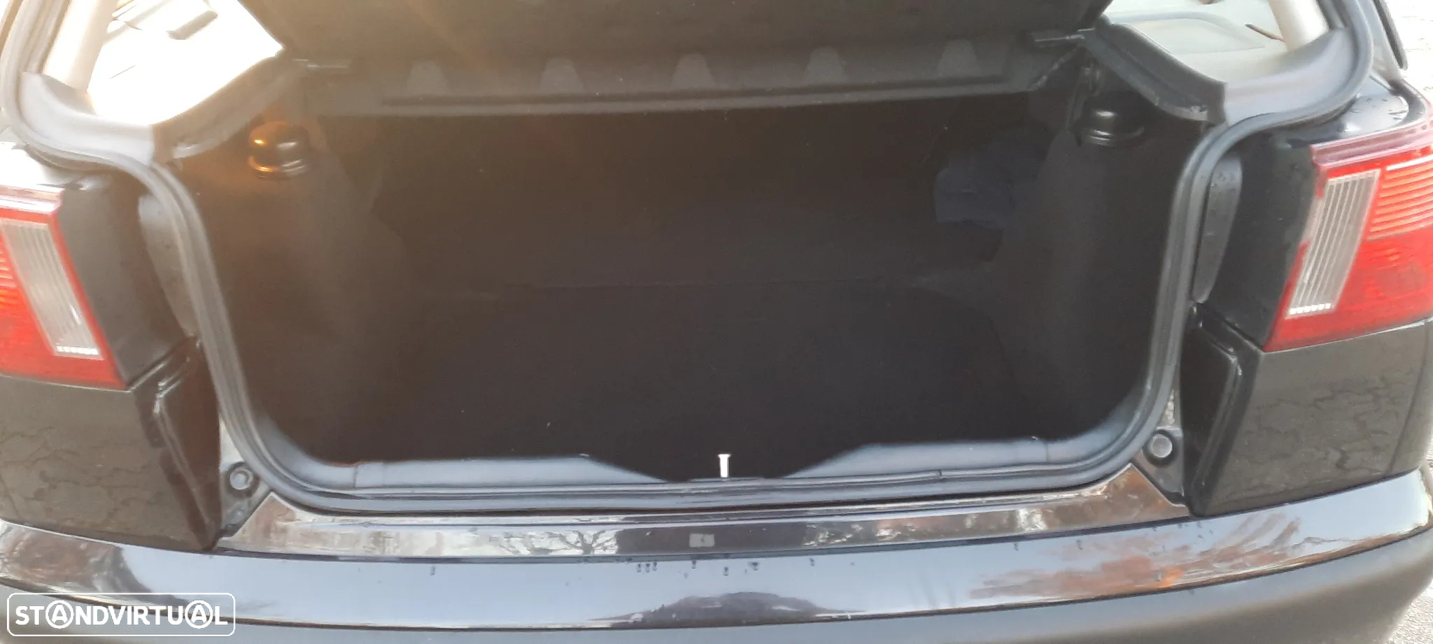 SEAT Ibiza 1.9 TDi Latino - 11