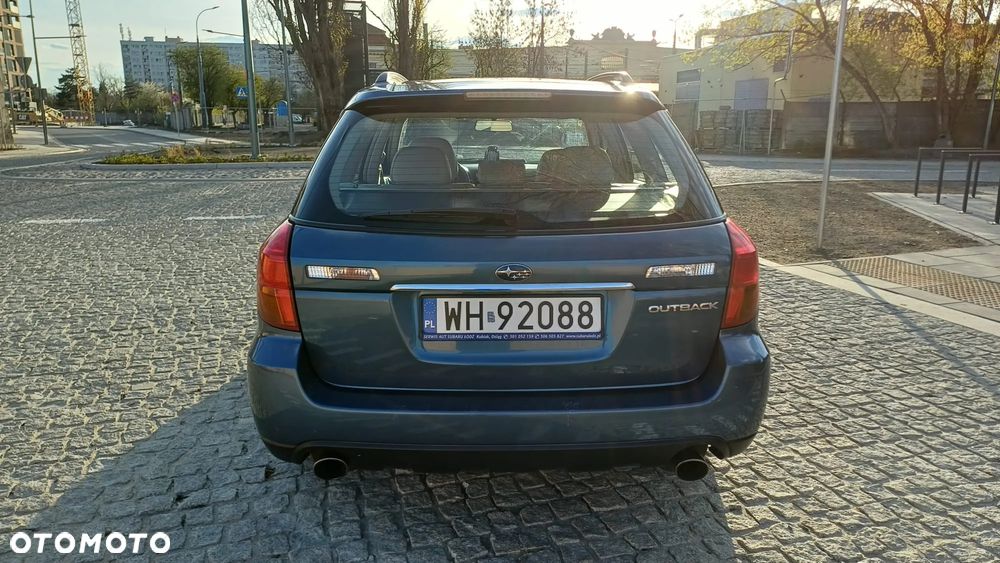 Subaru Outback 3.0 H6 - 7