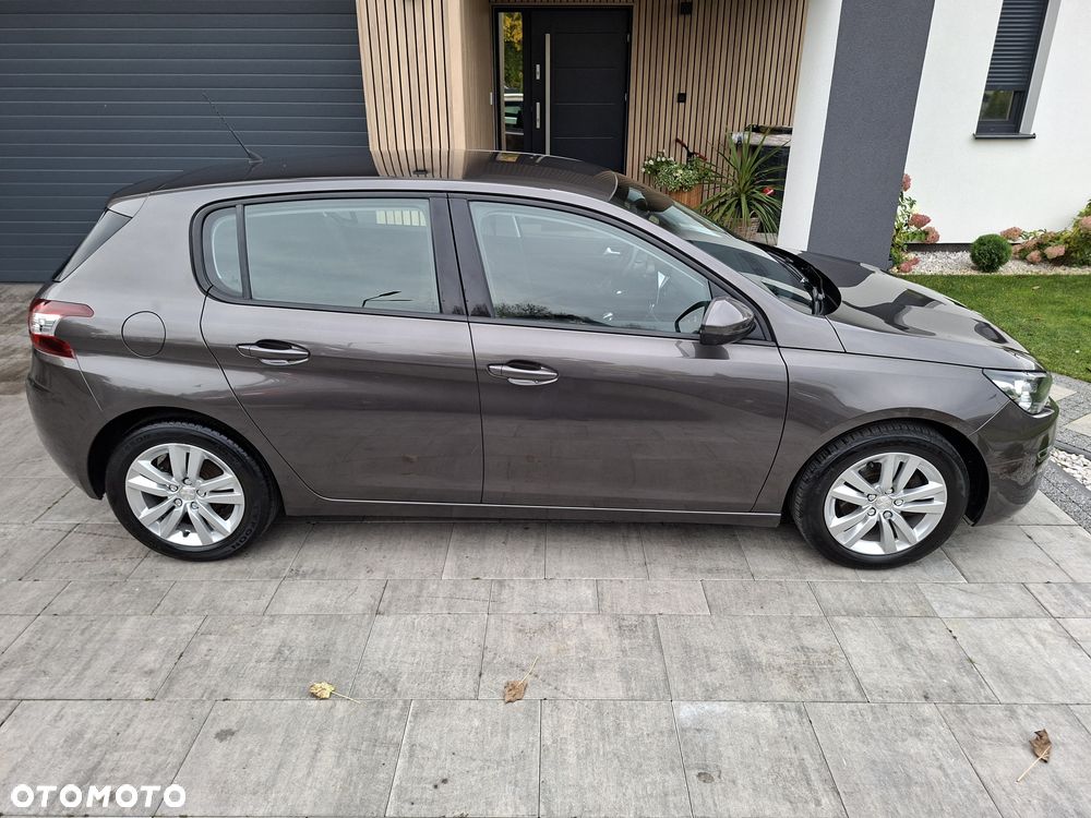 Peugeot 308 - 5