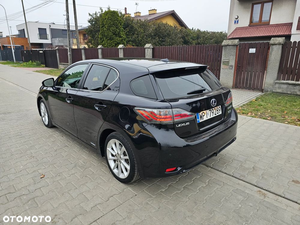 Lexus CT 200h Prestige - 4