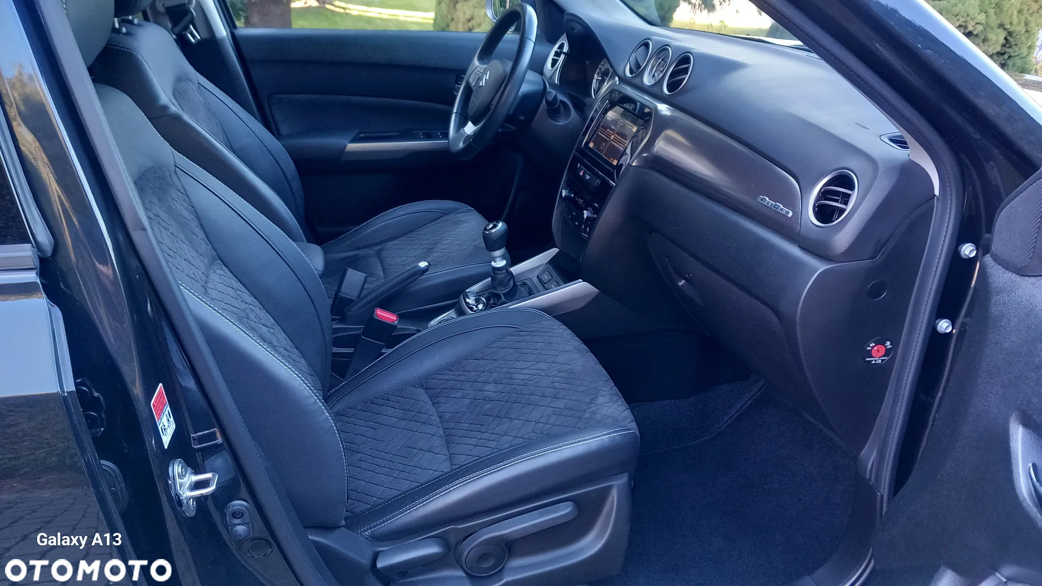 Suzuki Vitara 1.4 Boosterjet SHVS Elegance Sun 4WD - 25