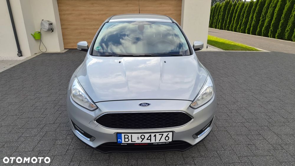 Ford Focus 1.5 EcoBoost Start-Stopp-System COOL&CONNECT - 2