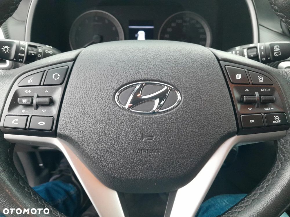 Hyundai Tucson 1.6 GDI BlueDrive Comfort 2WD - 19
