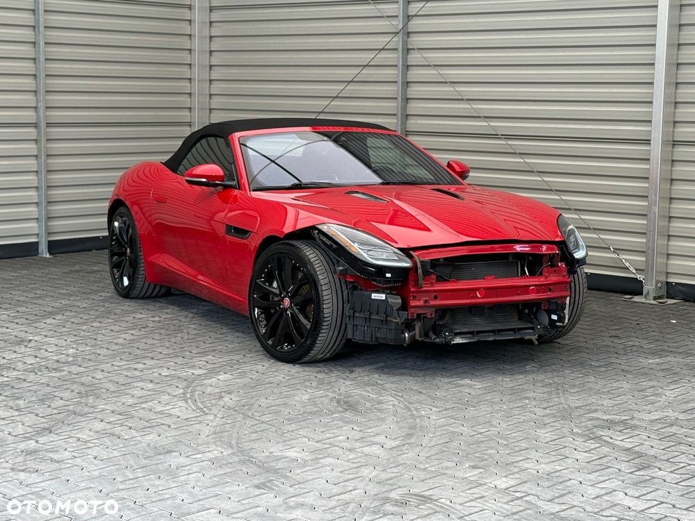 Jaguar F-Type P300 - 33