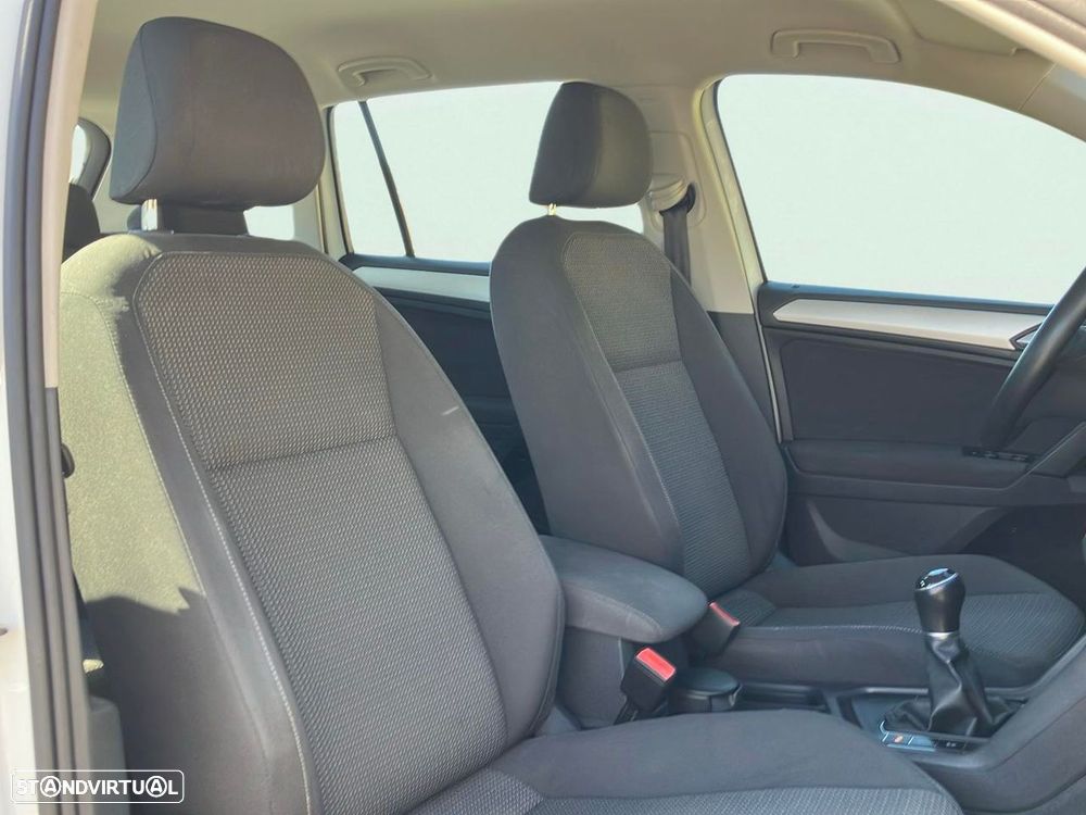 VW Tiguan 1.6 TDI Tech - 15