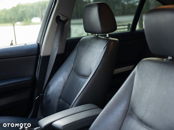 BMW Seria 3 - 24