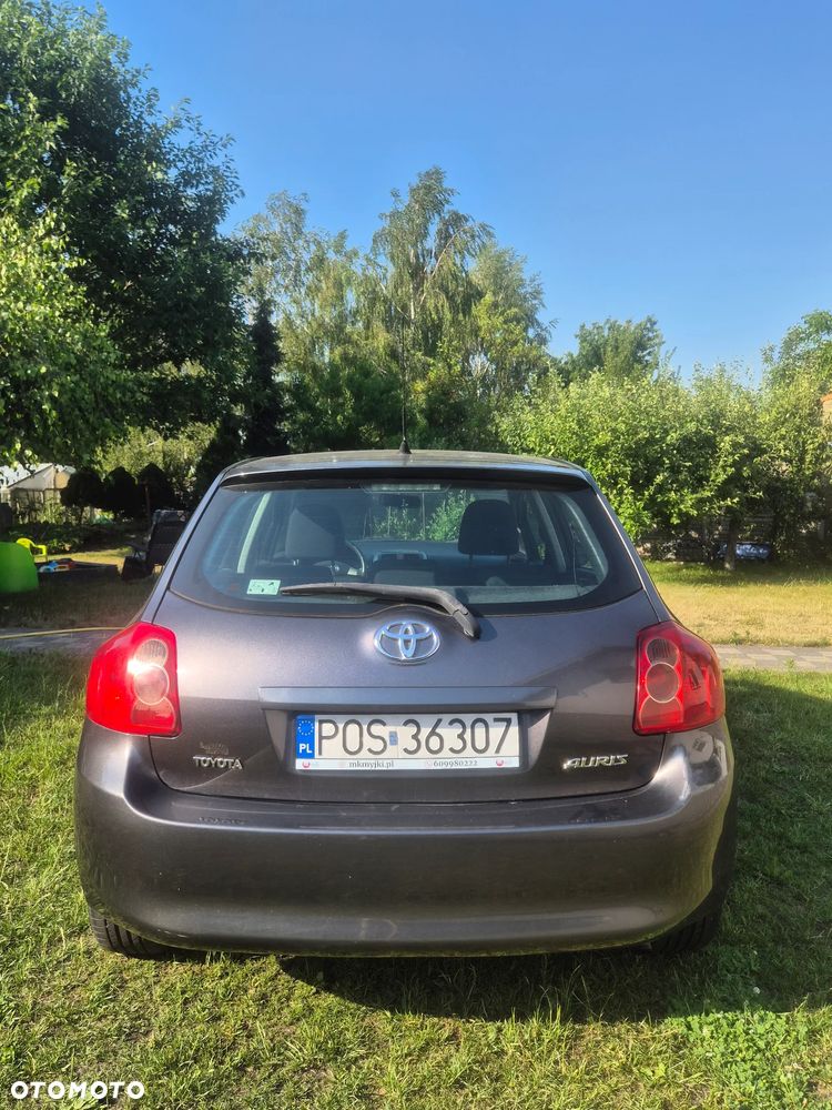 Toyota Auris - 4