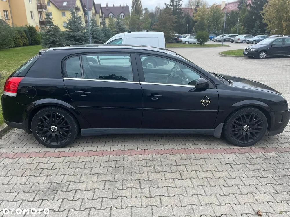 Opel Signum 2.2 - 2