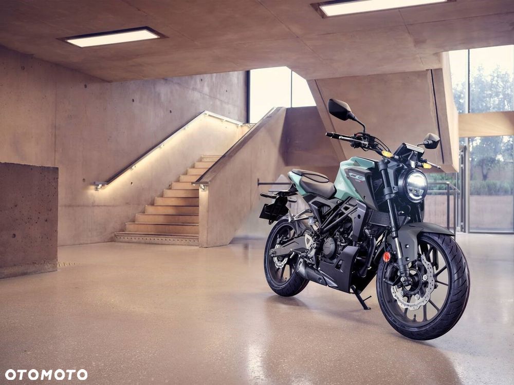 Honda CB - 11