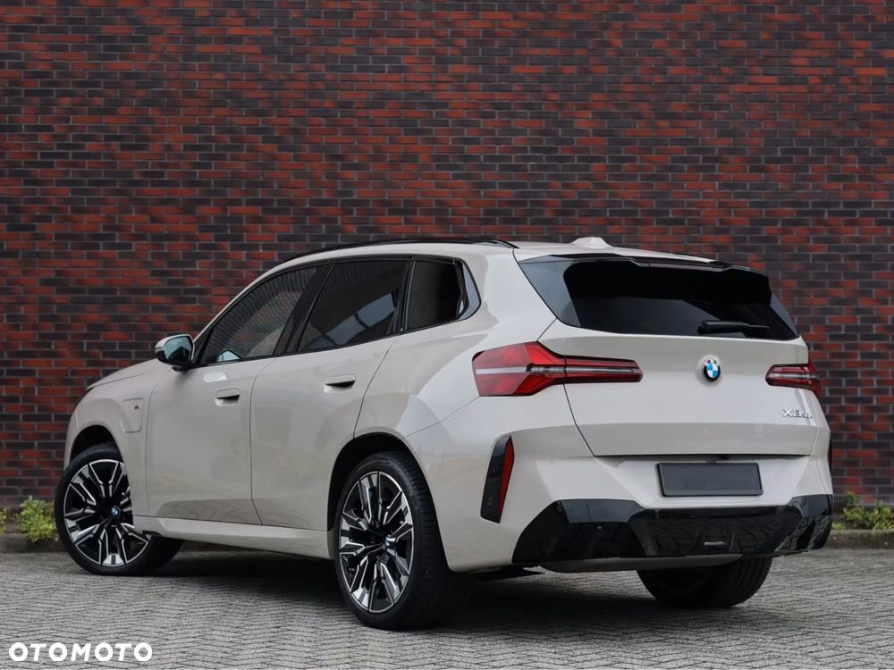BMW X3 xDrive30e PHEV - 3